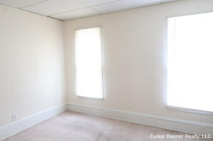 293 N 3rd Avenue Property Photo 16