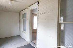 293 N 3rd Avenue Property Photo 20