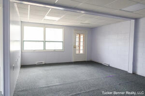 293 N 3rd Avenue Property Photo 48