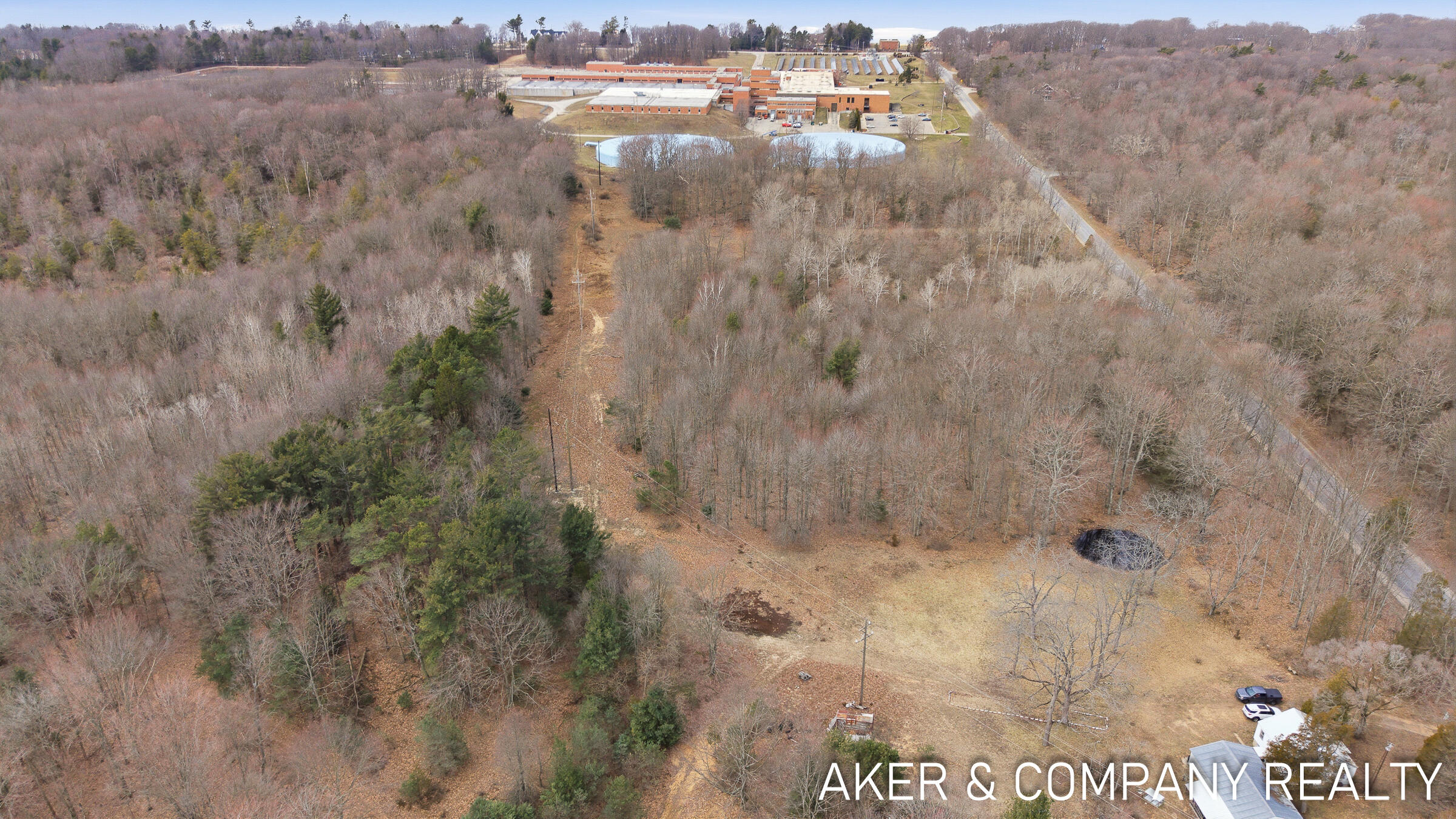 17078 Lake Michigan Drive Property Photo 8