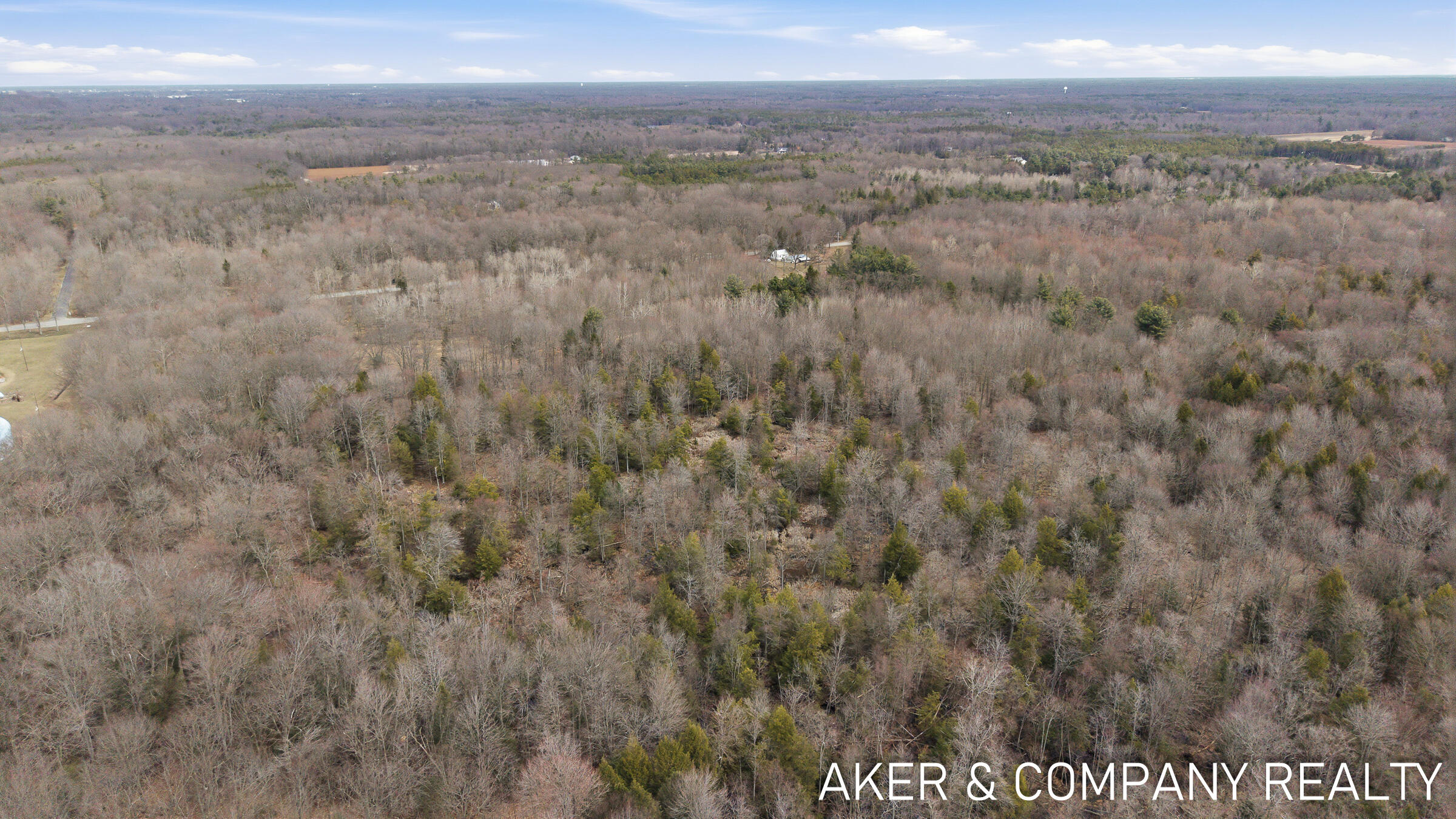 17078 Lake Michigan Drive Property Photo 15