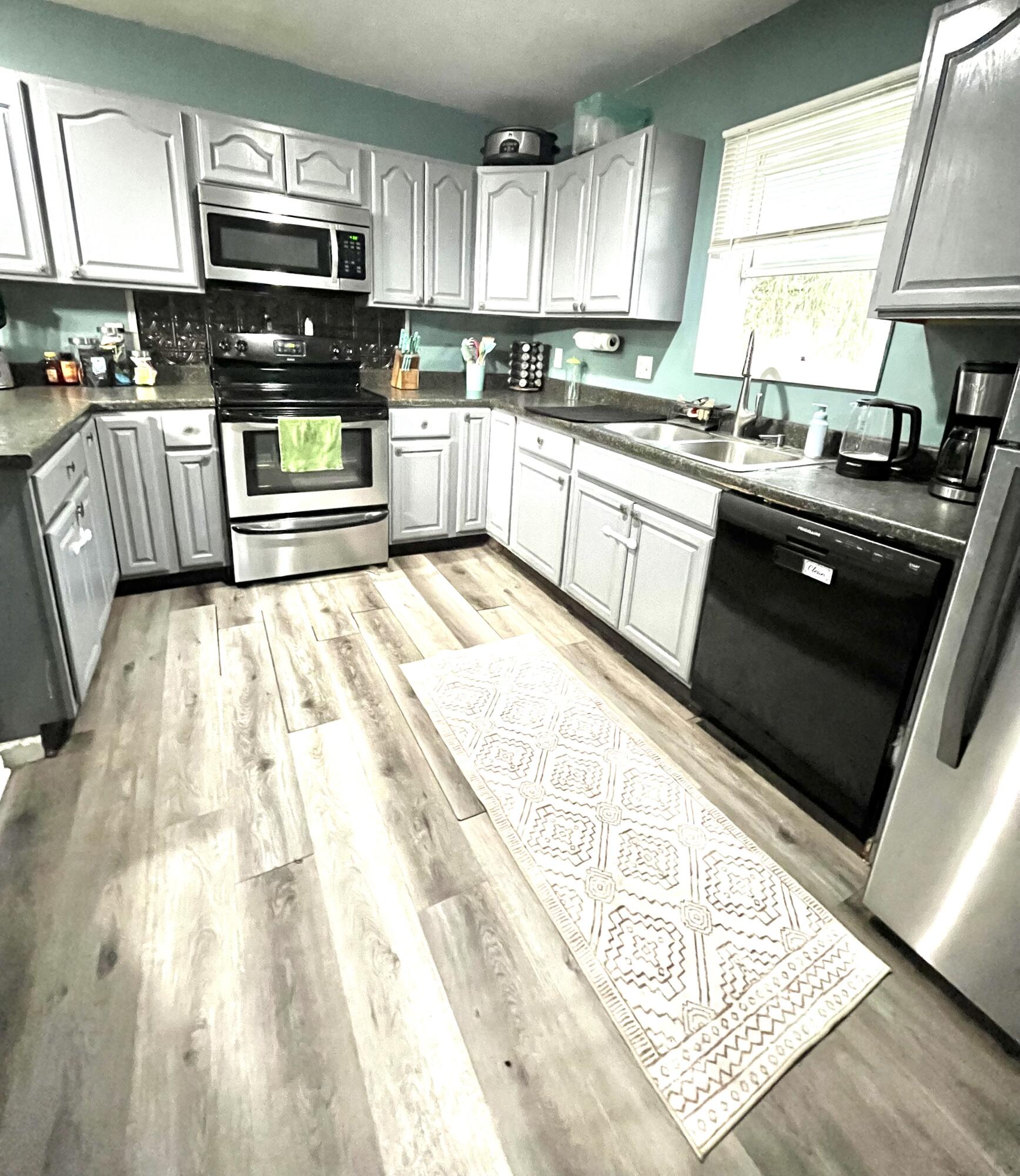 112 Alexander Street Property Photo 4