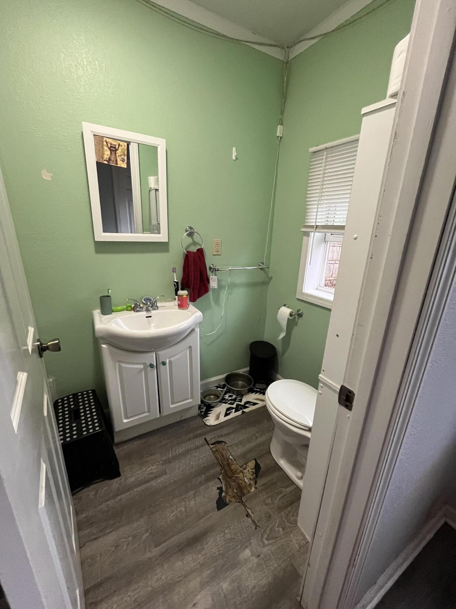 112 Alexander Street Property Photo 10