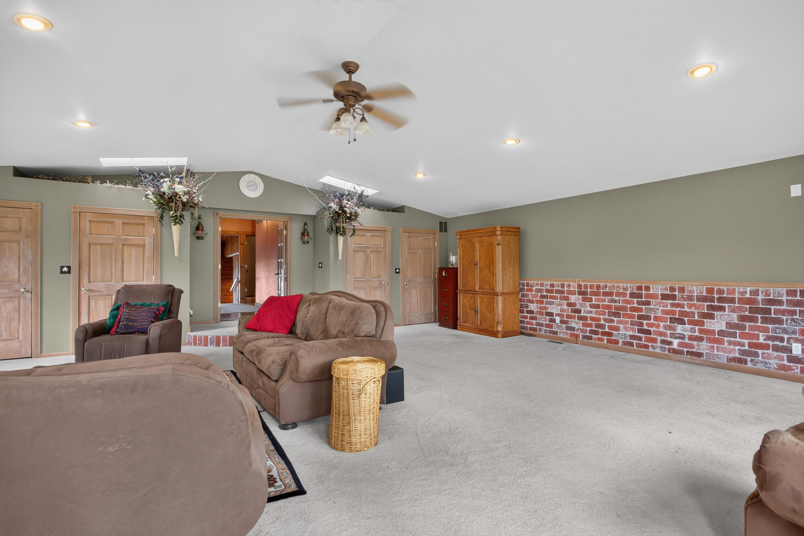 7596 Wadding Drive Property Photo 13