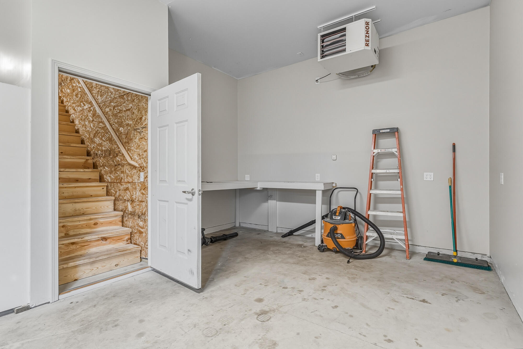52039 Kern Drive Property Photo 48