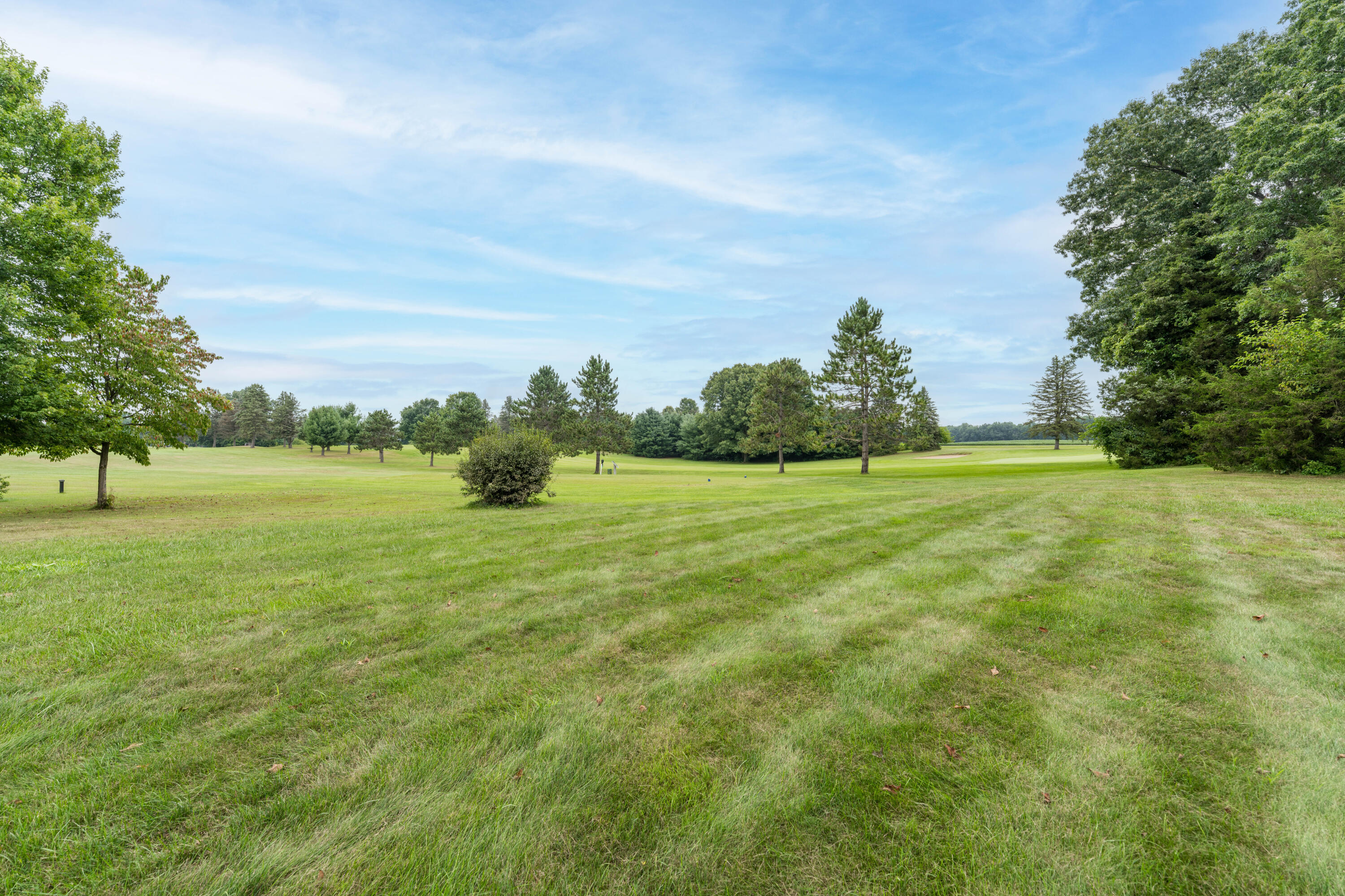 52039 Kern Drive Property Photo 79