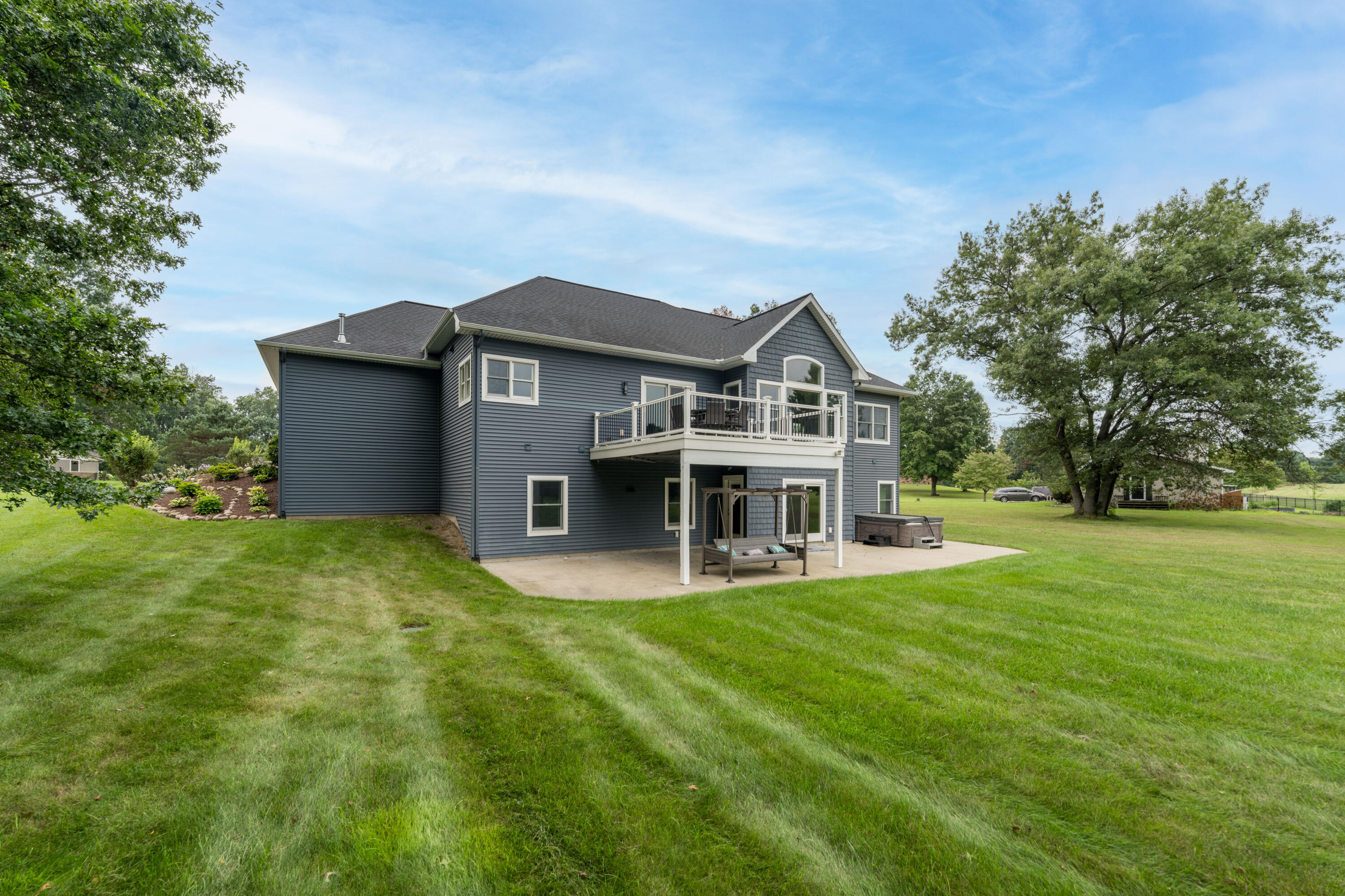 52039 Kern Drive Property Photo 89