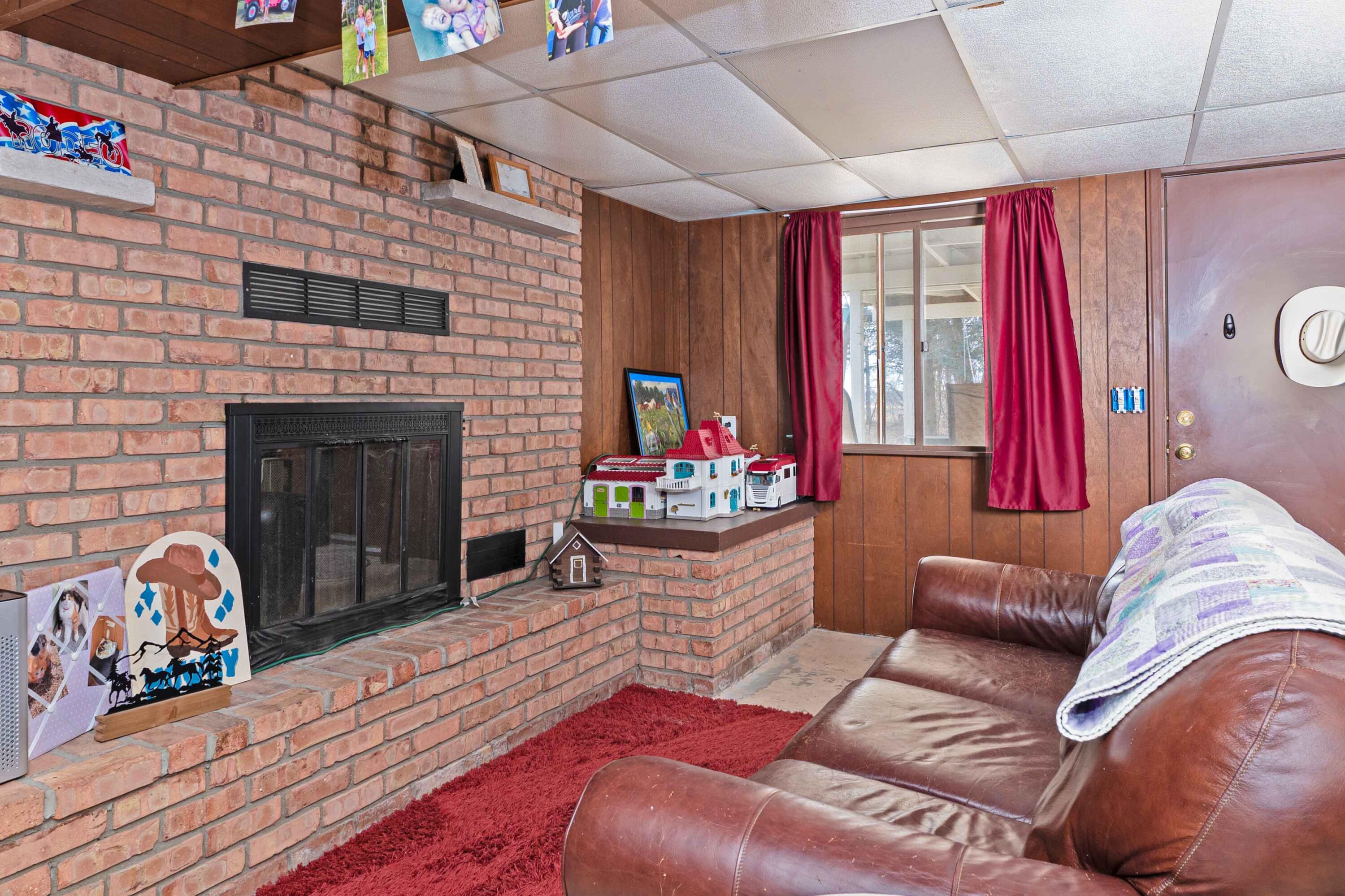 6740 S Eberhart Avenue Property Photo 19
