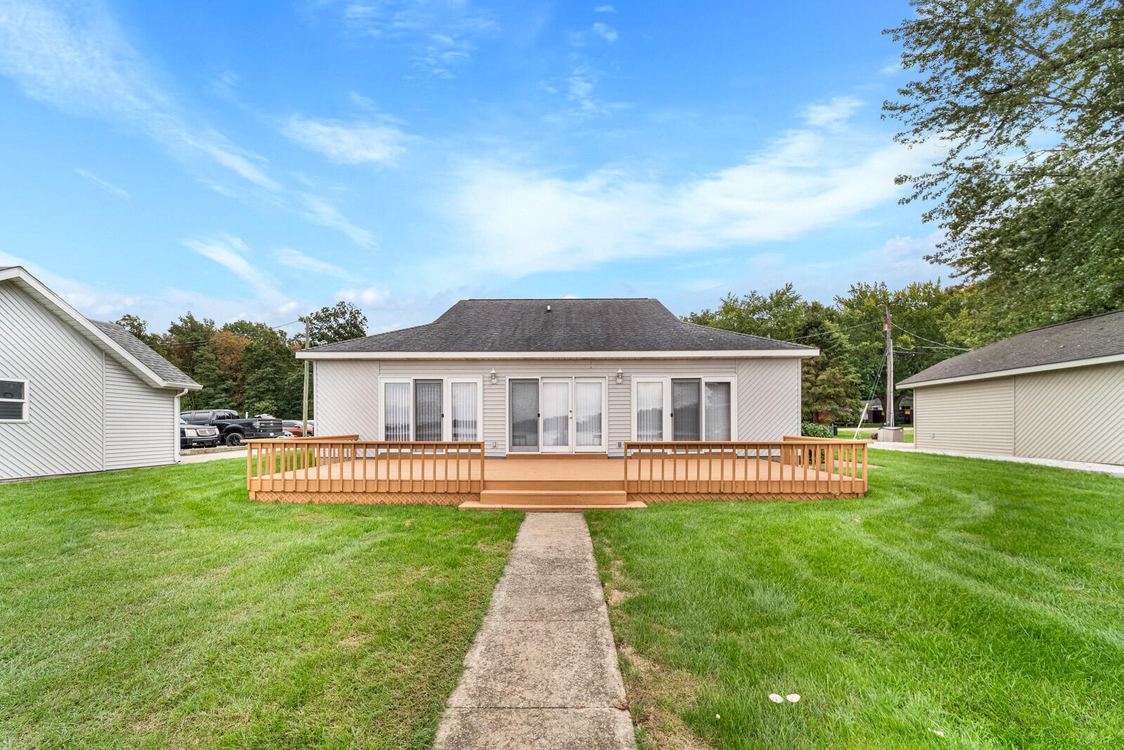 19976 M-60 Property Photo 5