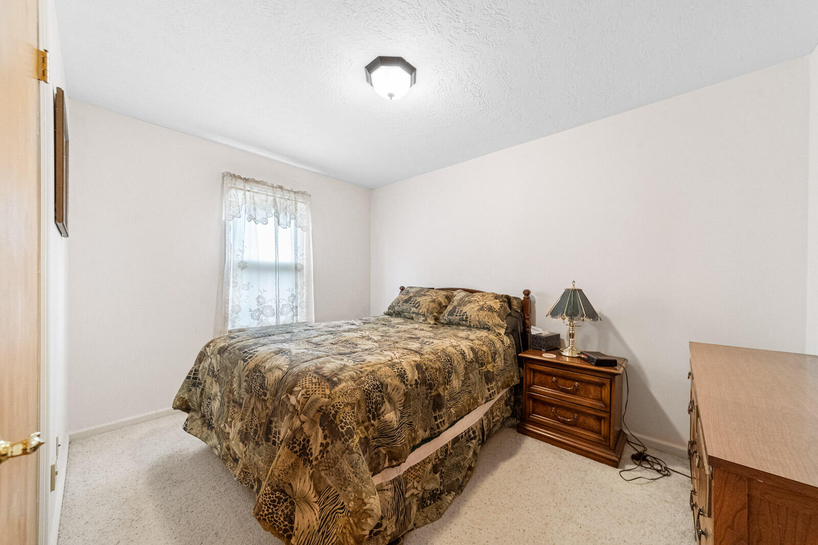 19976 M-60 Property Photo 14