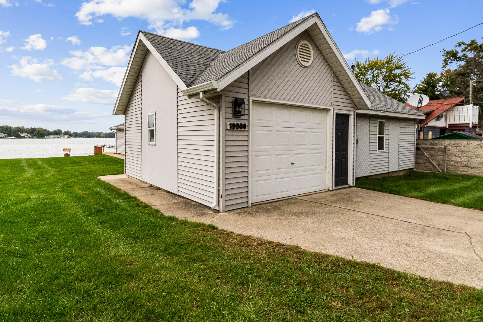 19976 M-60 Property Photo 45