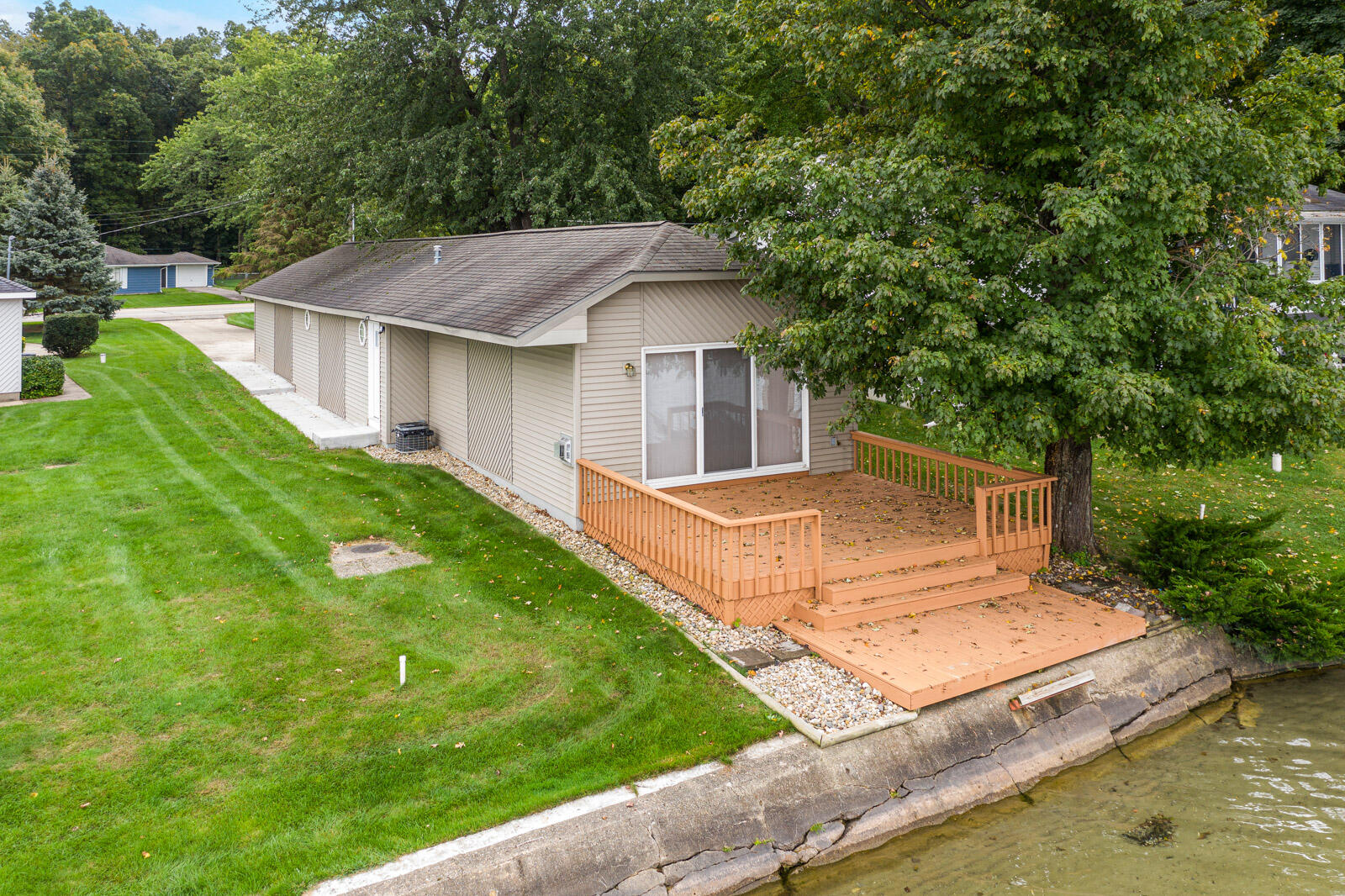 19976 M-60 Property Photo 46