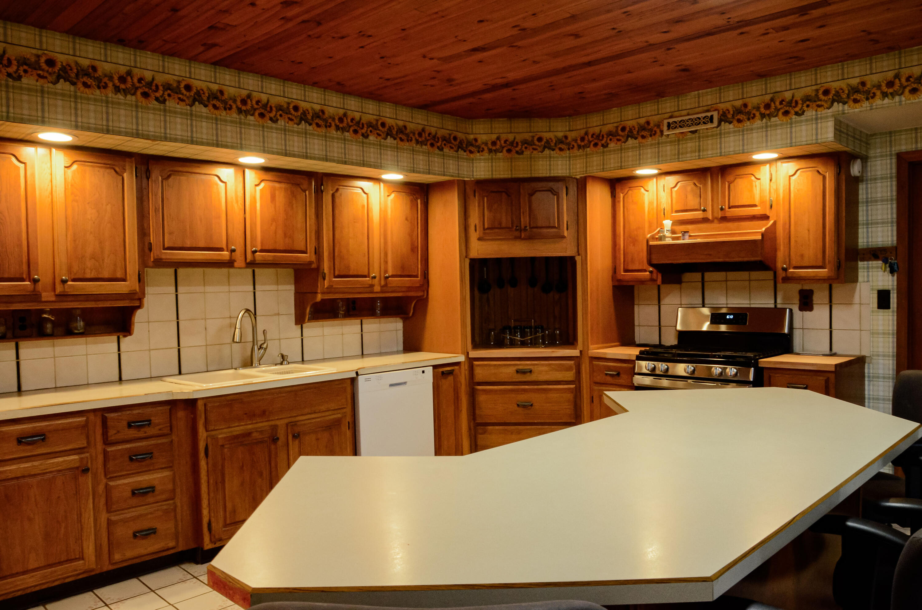 520 E Groat Road Property Photo 4