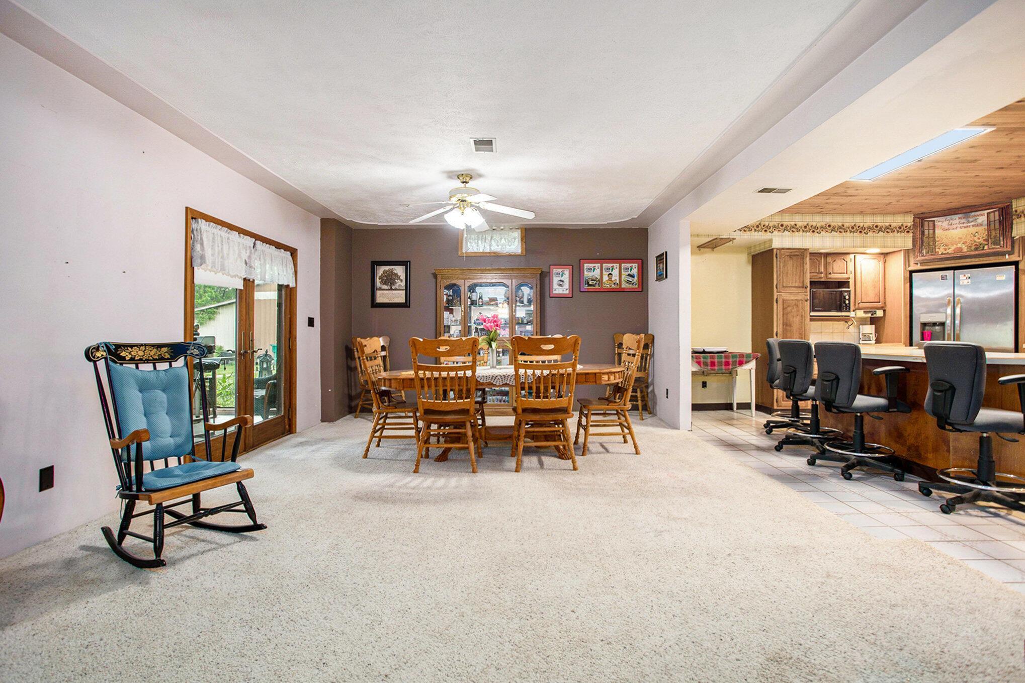 520 E Groat Road Property Photo 6