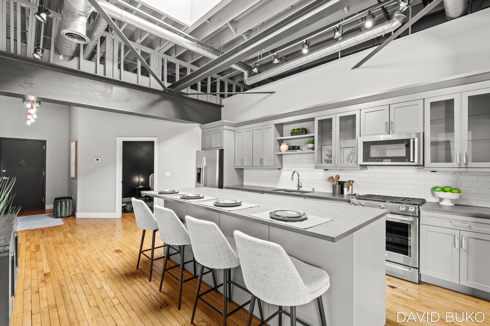 49 Monroe Center Street Nw 10 Property Photo 5