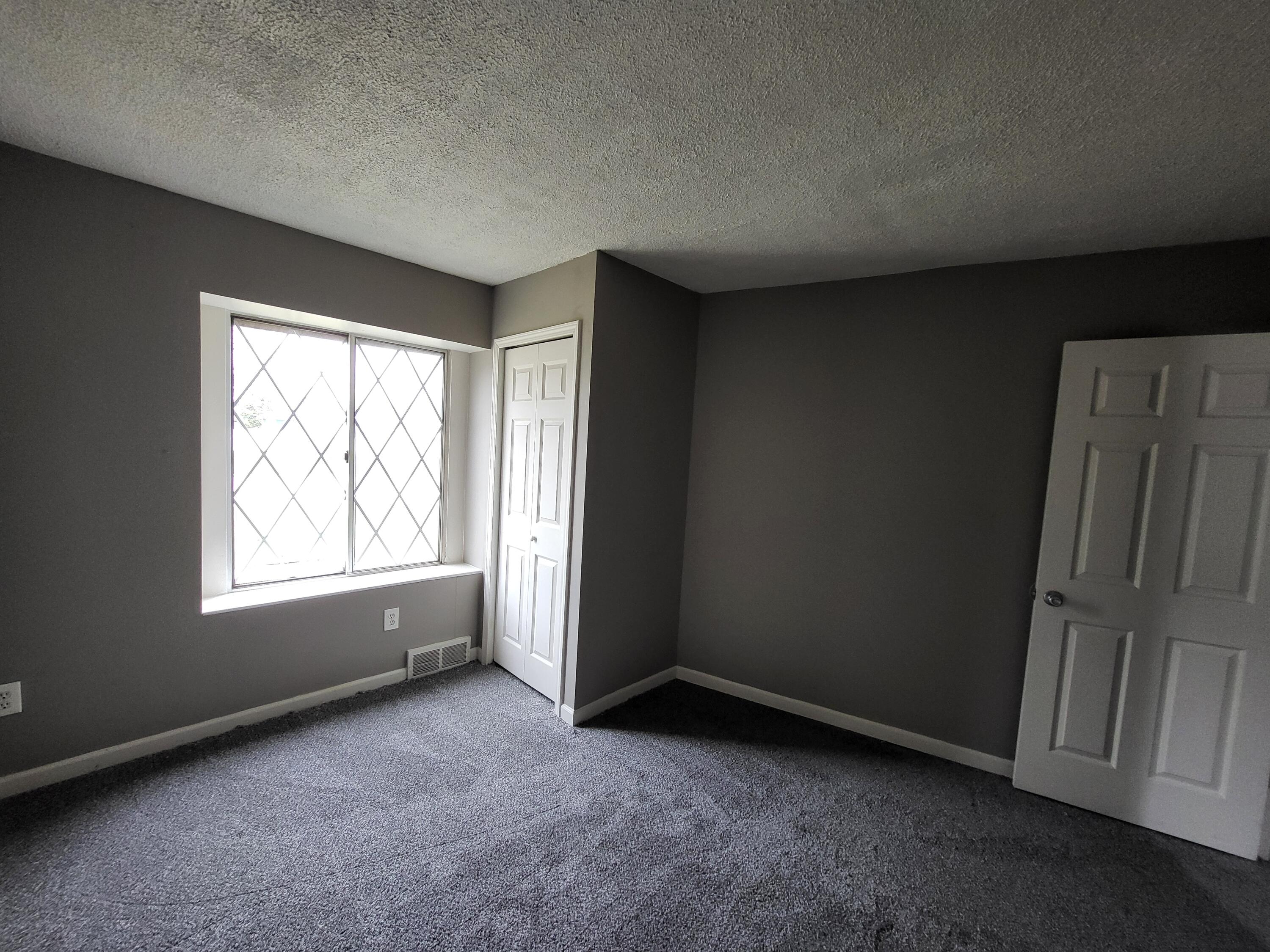 20304 E Eight Mile Road Property Photo 4