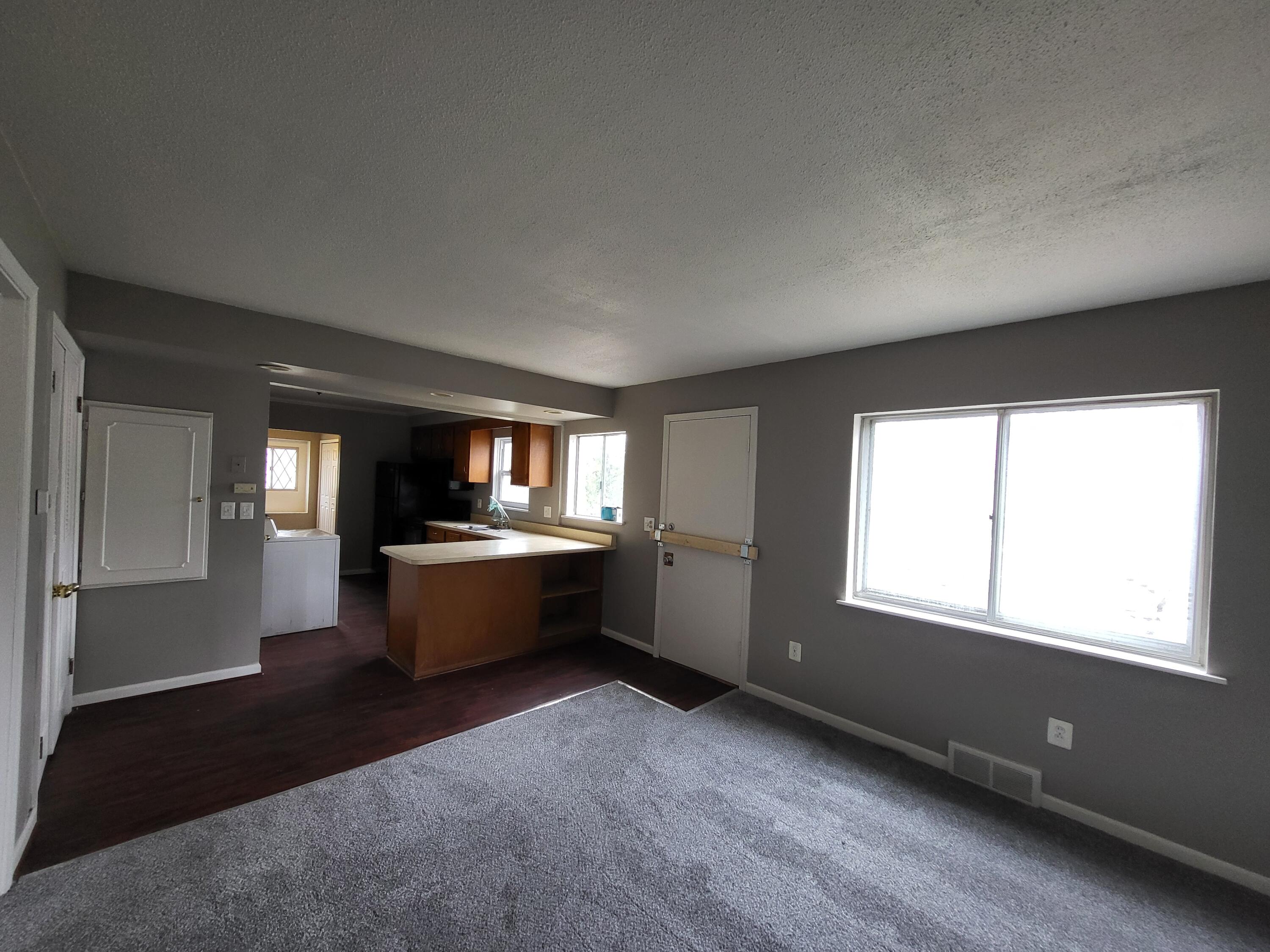 20304 E Eight Mile Road Property Photo 10