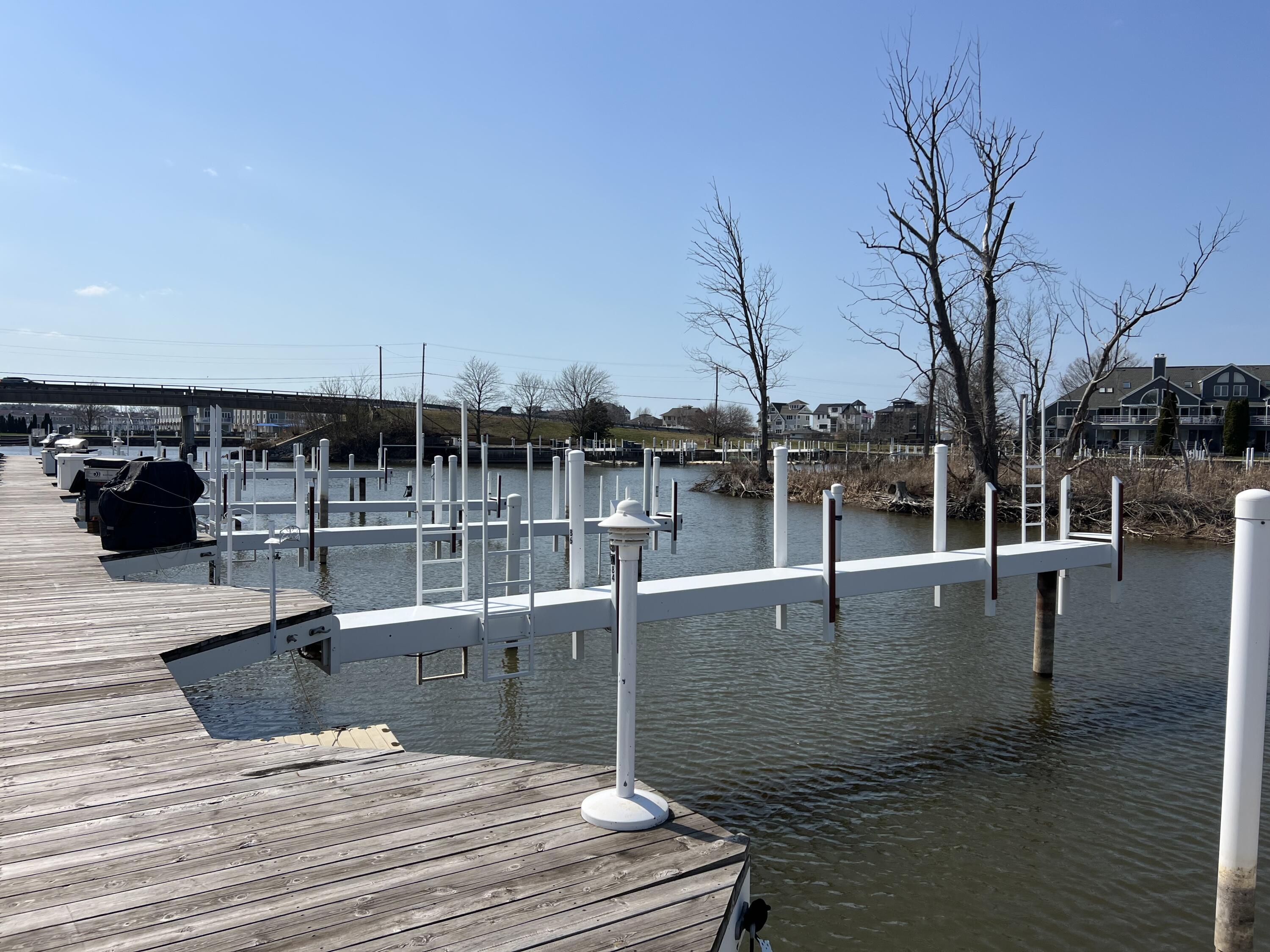84 Harbor Landing Property Photo 1
