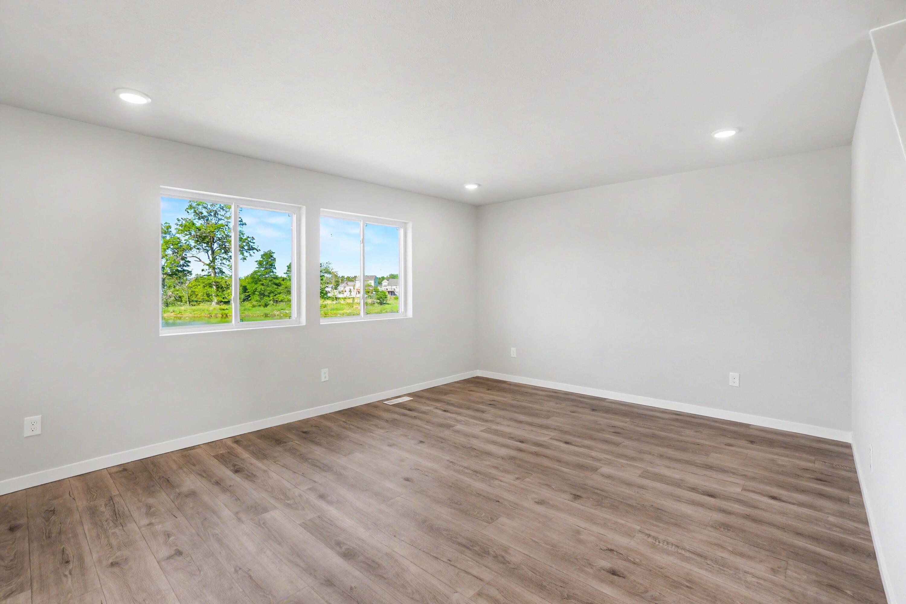 125 Peppermint Drive Property Photo 3