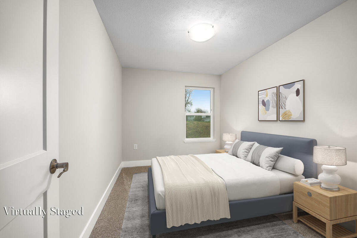 2221 Watertown Way Ne Property Photo 16