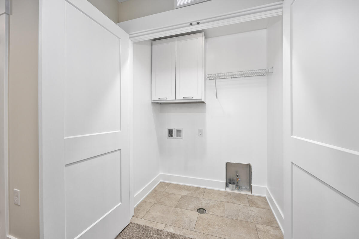 2221 Watertown Way Ne Property Photo 19