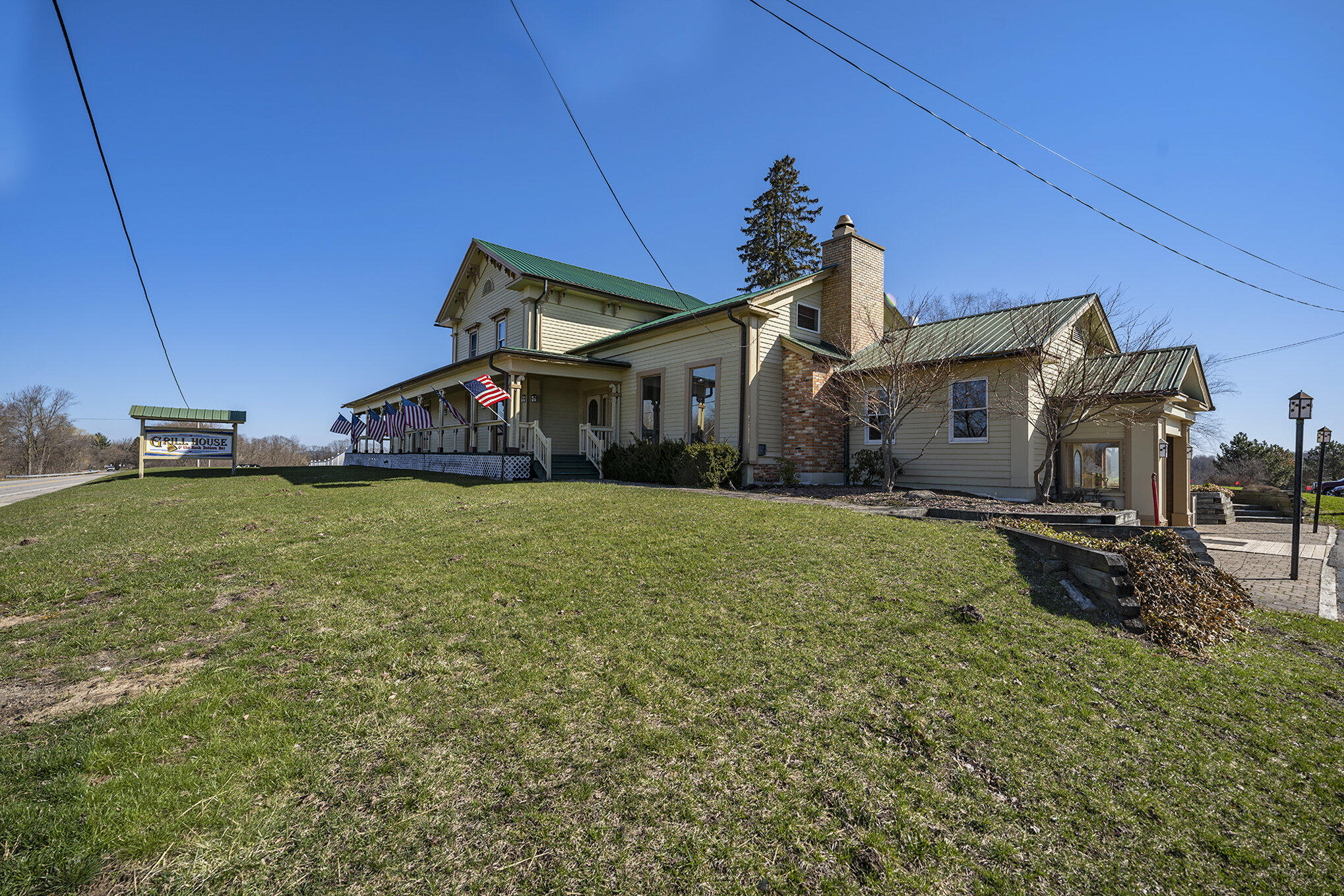 1071 32nd Street Property Photo 3
