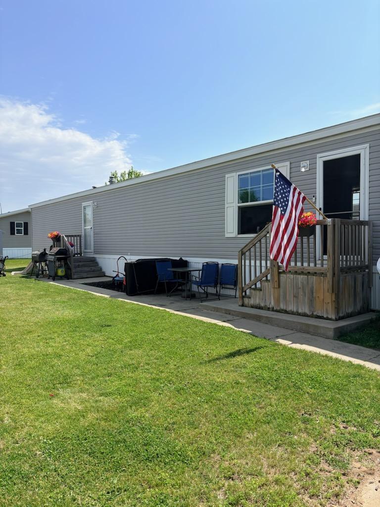 360 E Tuttle Road #217 Property Photo 2
