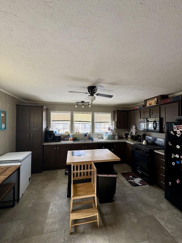 360 E Tuttle Road #217 Property Photo 5