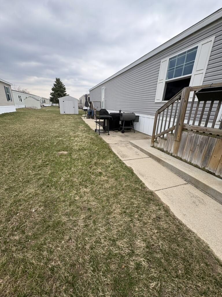 360 E Tuttle Road #217 Property Photo 23