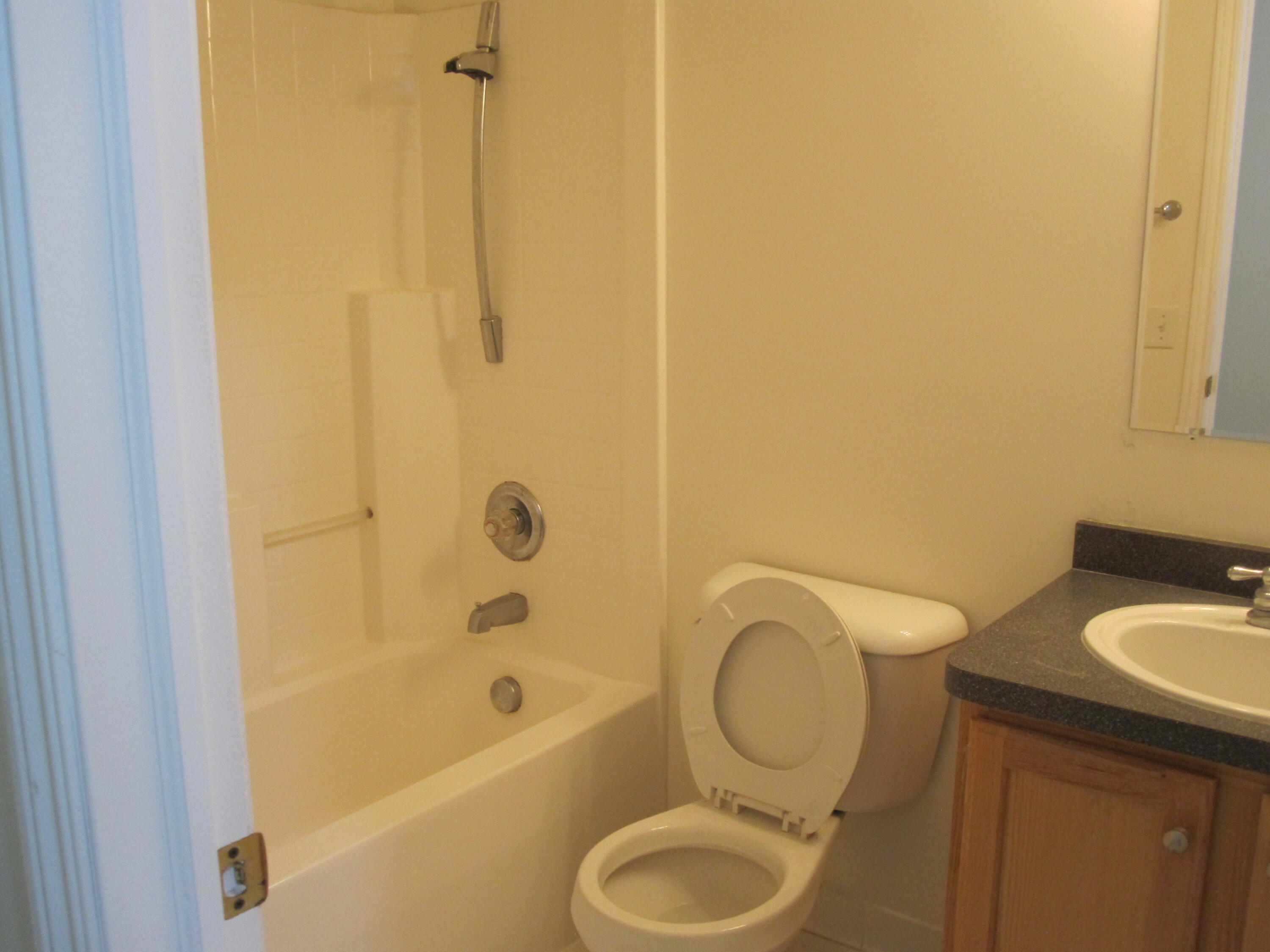 3055 Barclay Way Property Photo 12