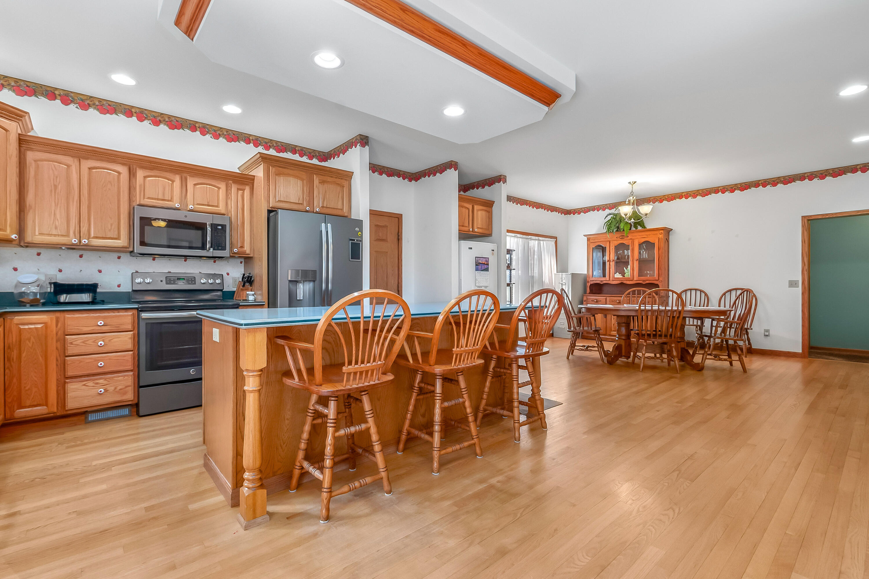 3553 Alpine Court Property Photo 9