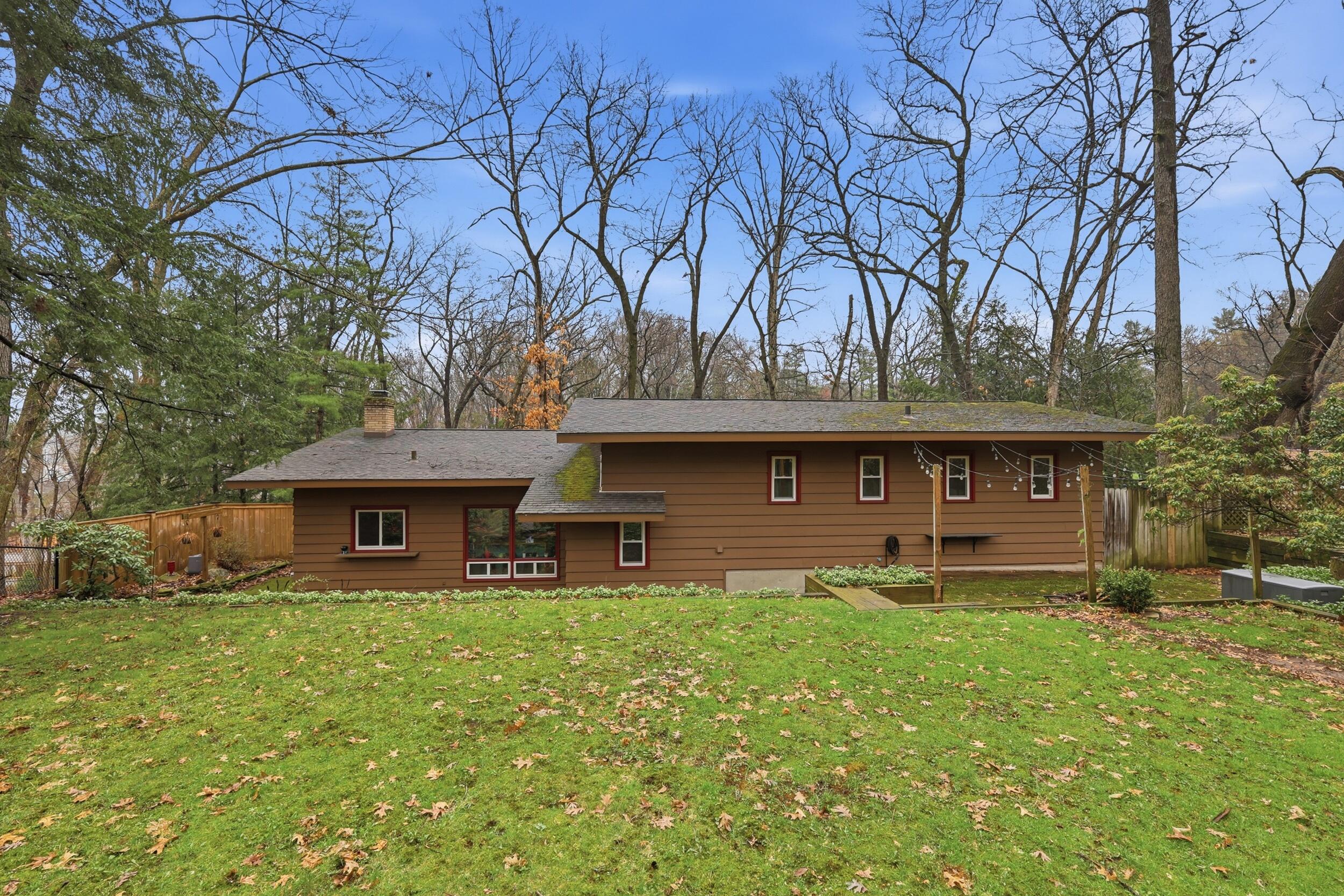 2146 Treehaven Drive Property Photo 6