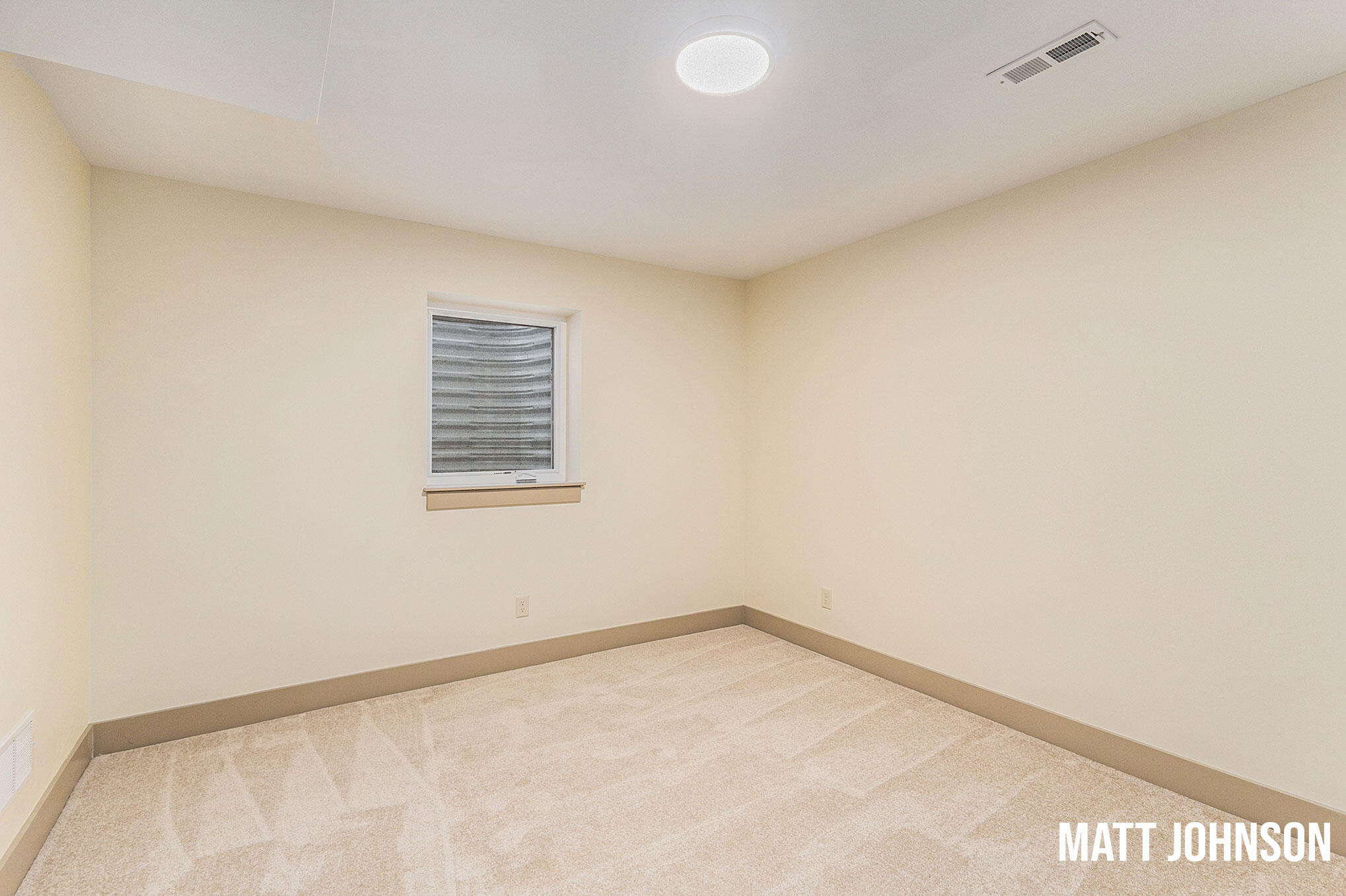 2109 Willard Avenue Se Property Photo 14