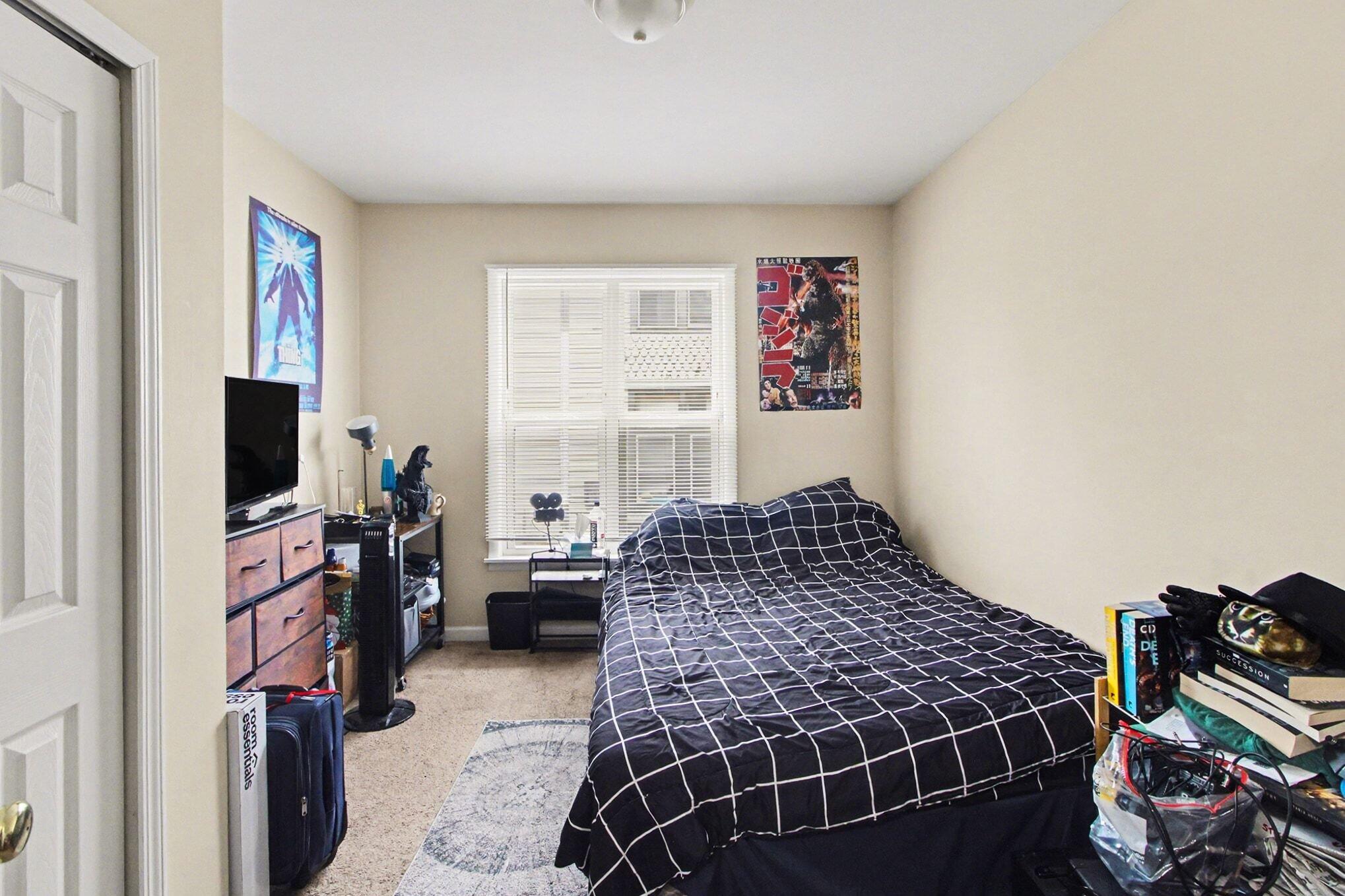 805 N Congress Street Property Photo 6