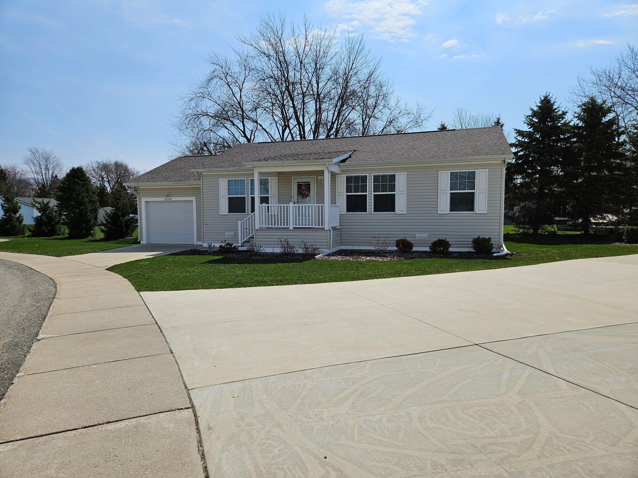 6543 W Meadowlark Drive Property Photo 1
