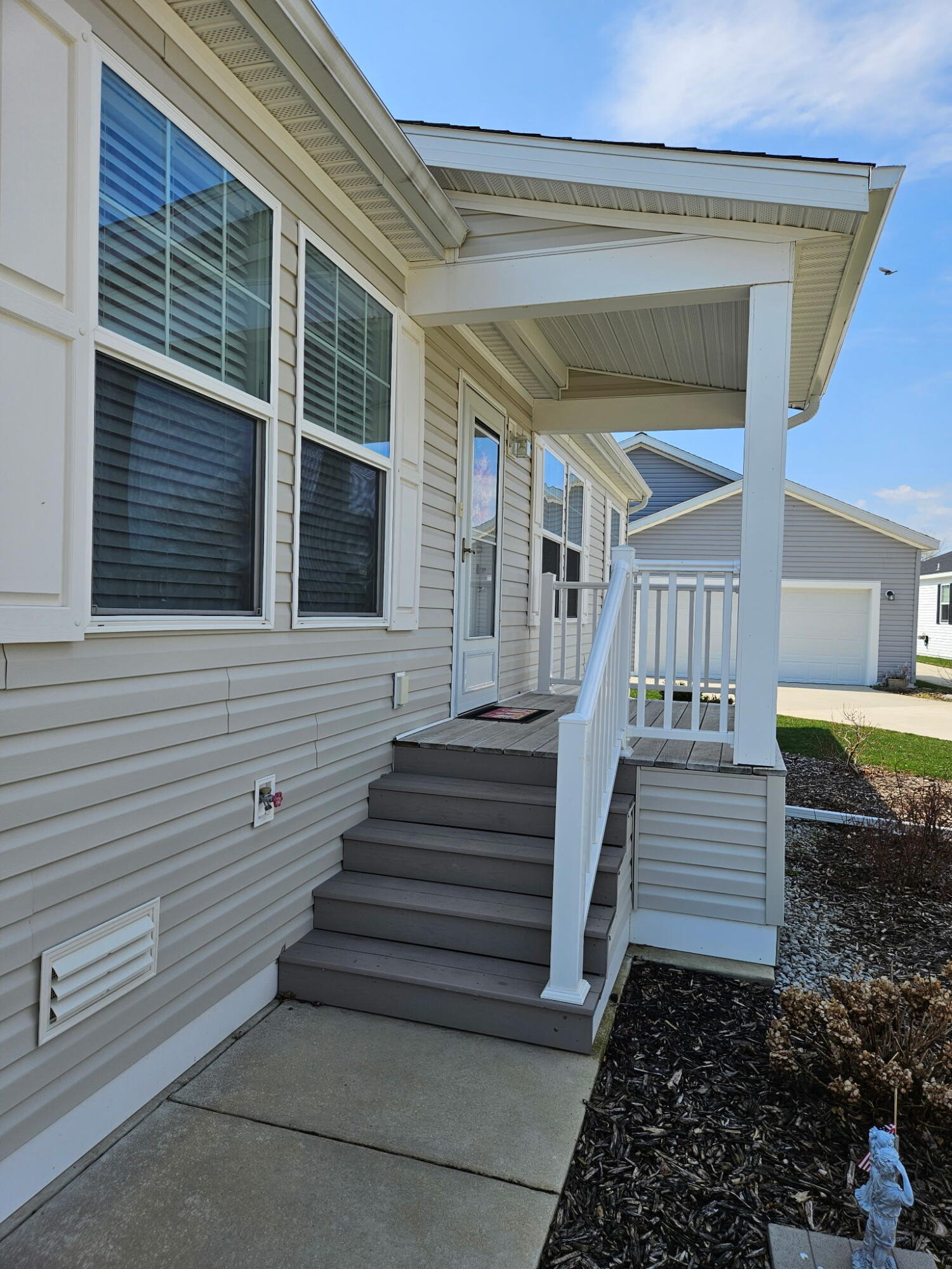6543 W Meadowlark Drive Property Photo 2