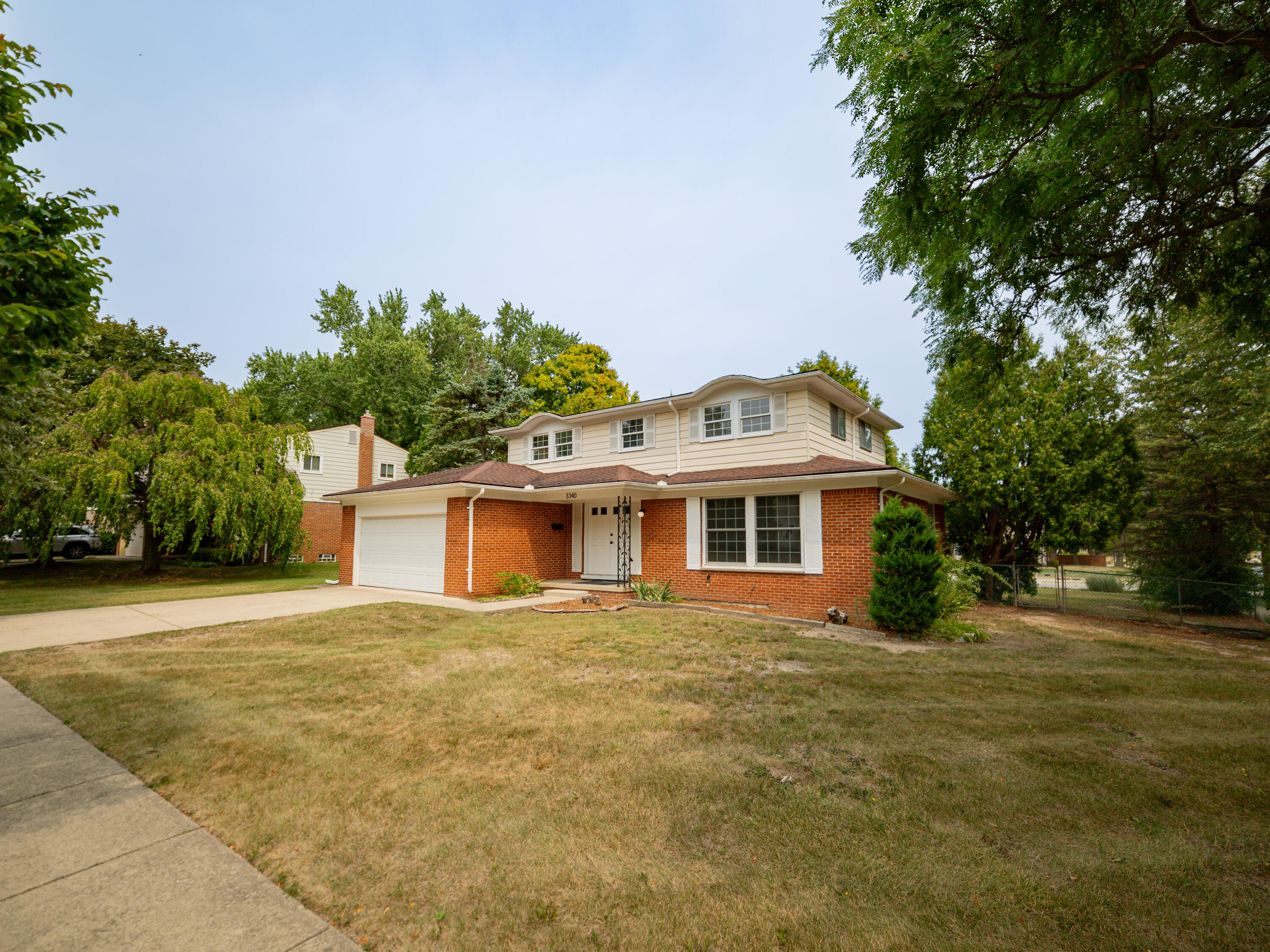 3340 Bluett Drive Property Photo 1