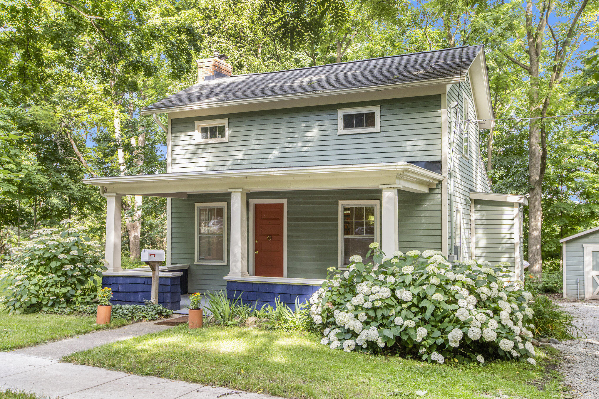 1308 Traver Road Property Photo 2