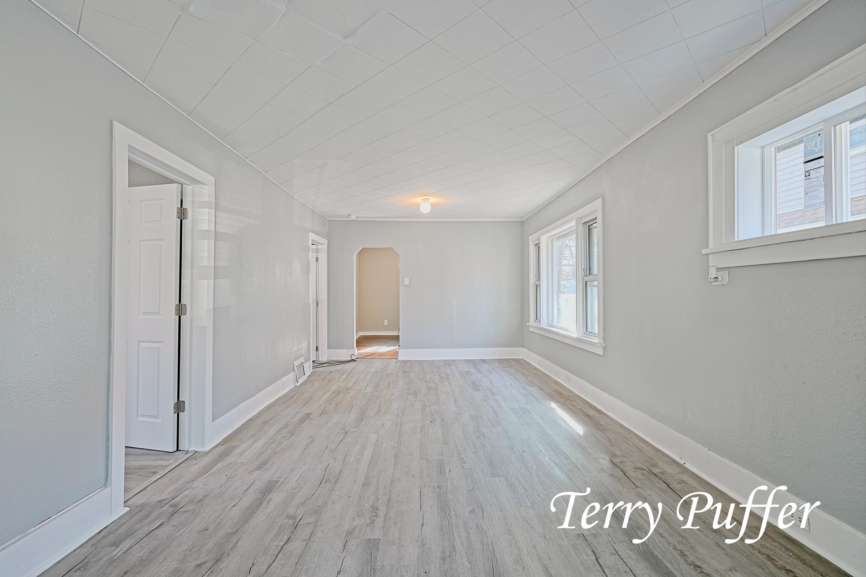 3020 Highland Street Property Photo 4