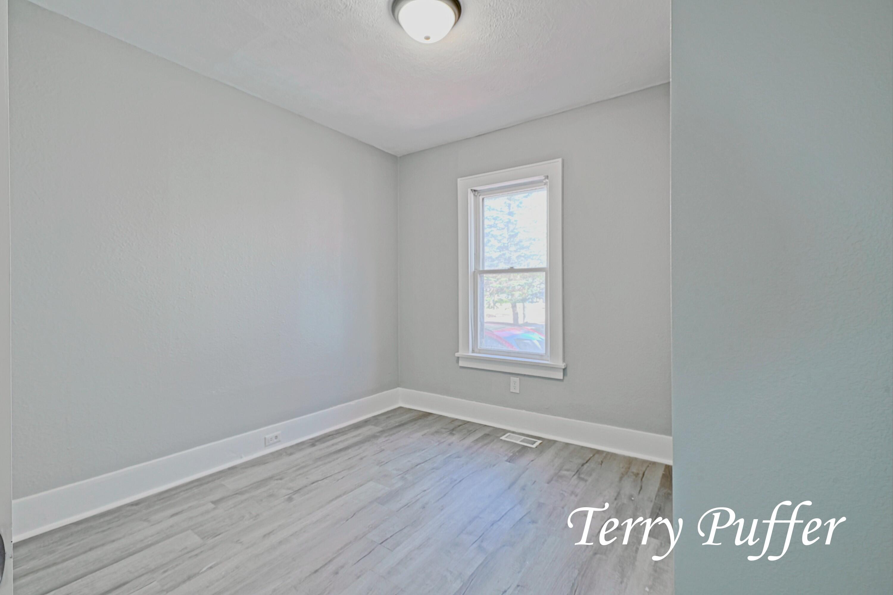 3020 Highland Street Property Photo 5
