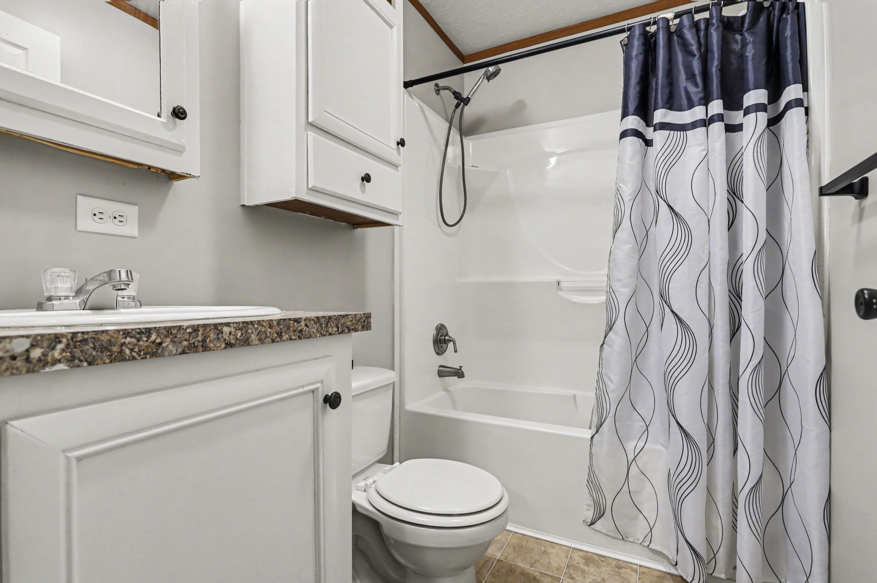 4111 Nancy Lane Property Photo 12
