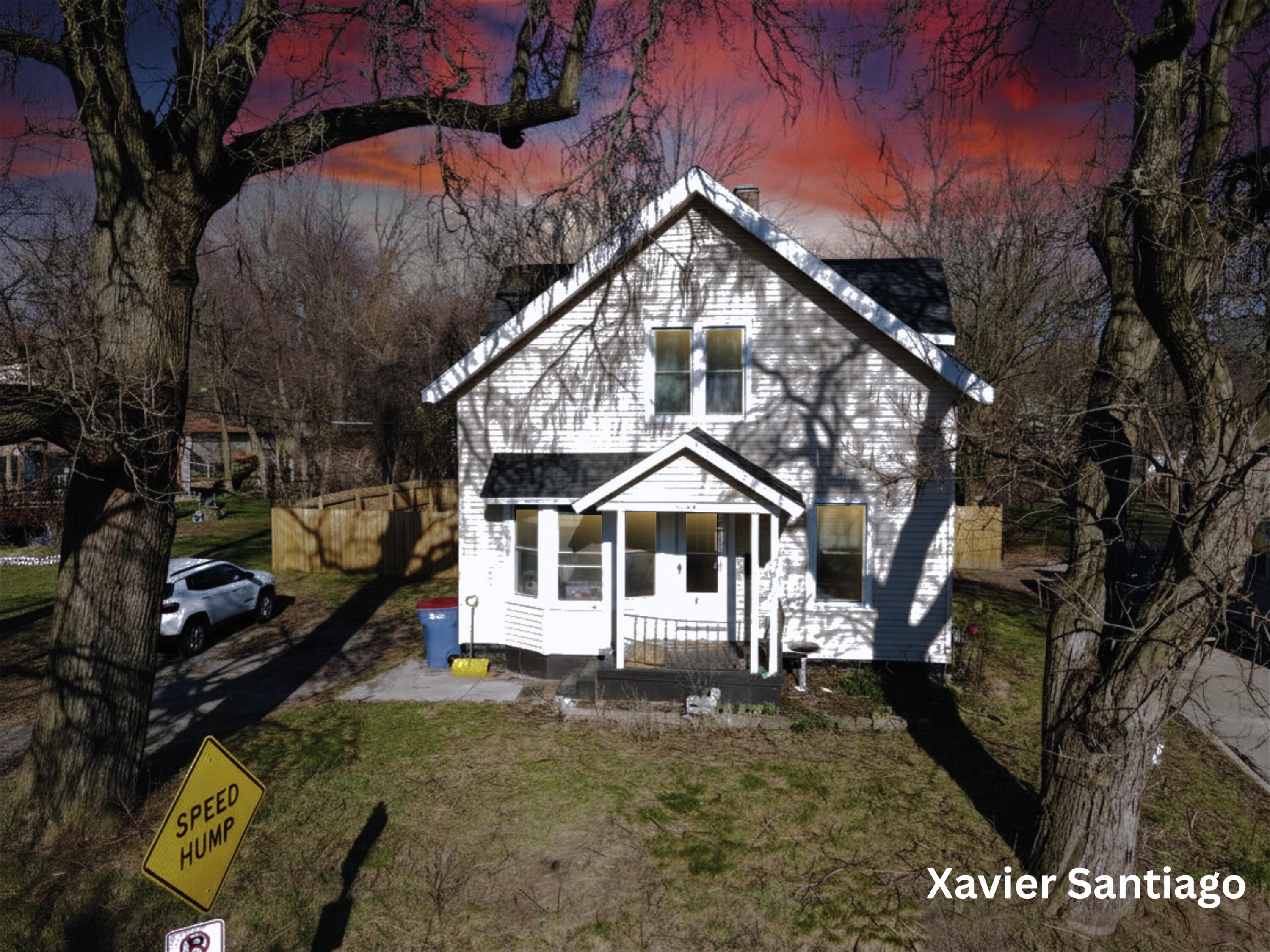 1128 Emerald Avenue NE