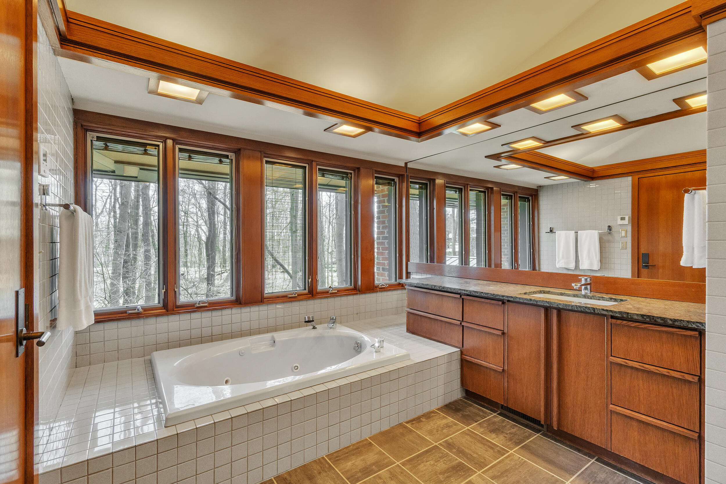 5140 Turtle Point Drive Property Photo 22