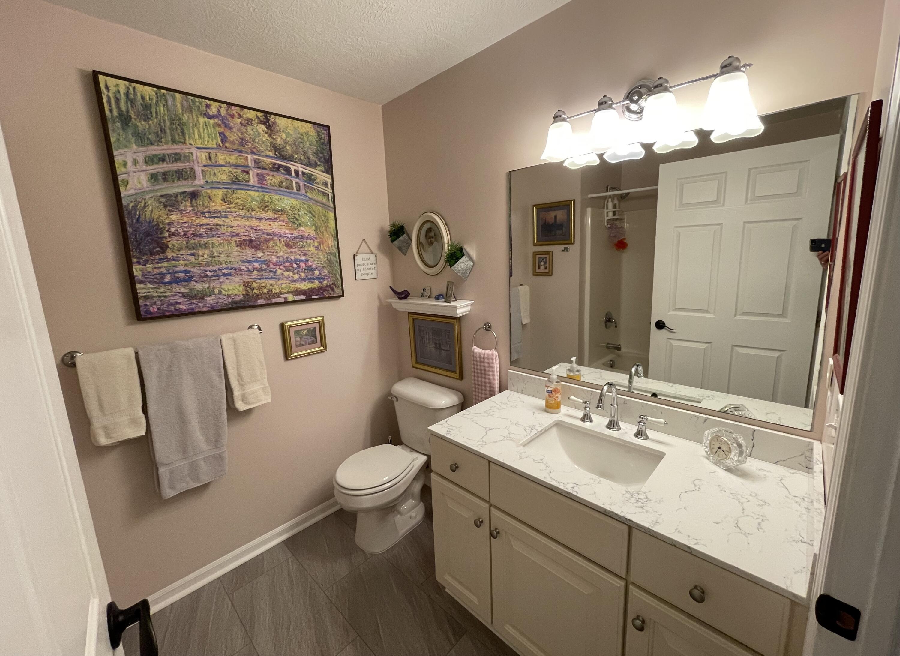 732 W Barrington Circle Property Photo 19