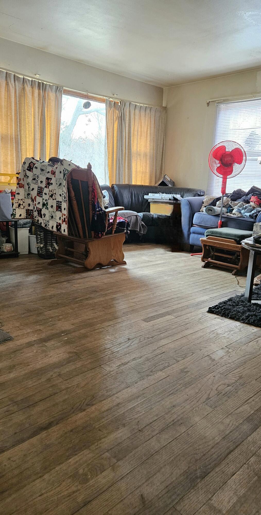 209 S Marshall Street Property Photo 2