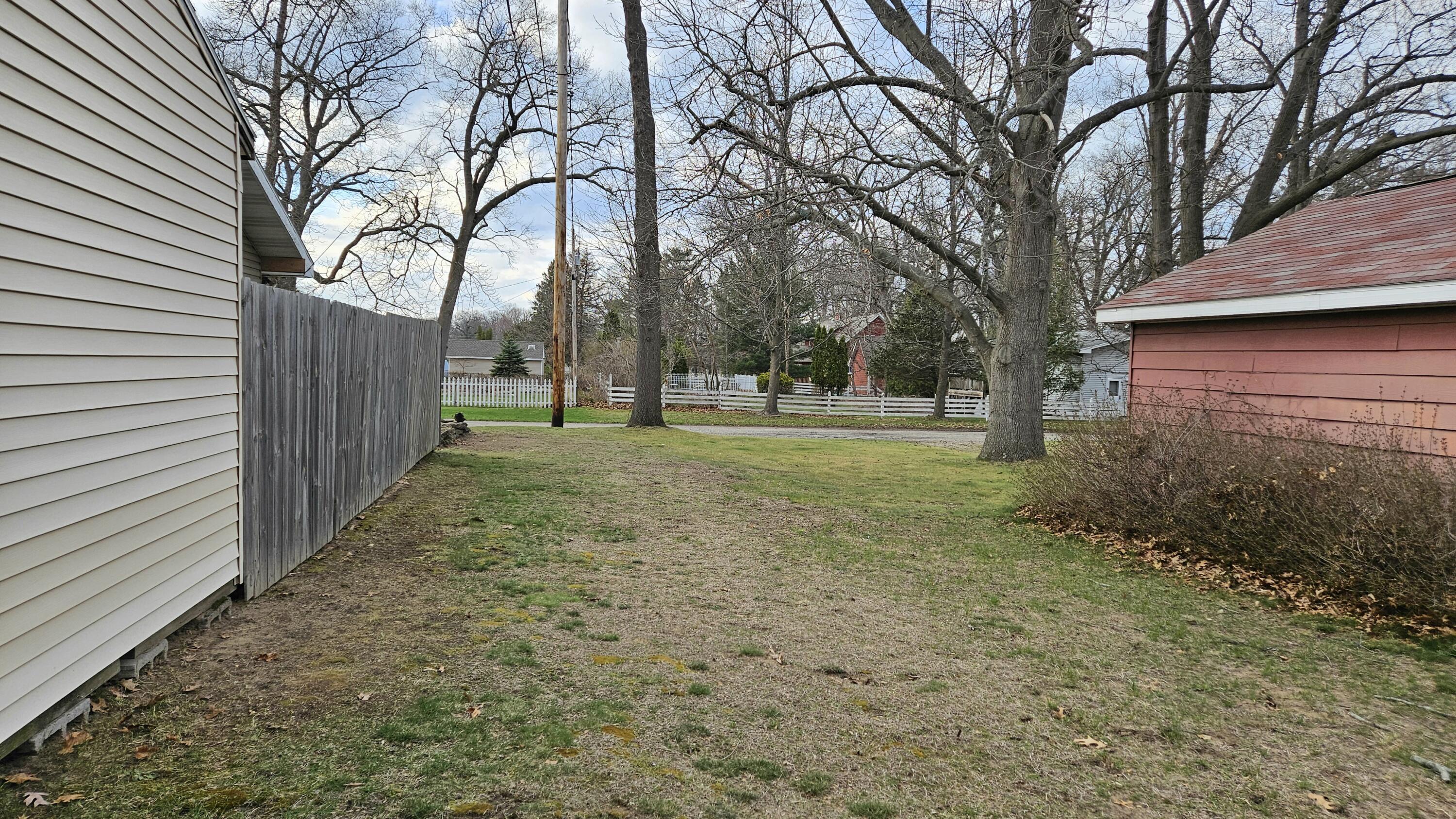 209 S Marshall Street Property Photo 6
