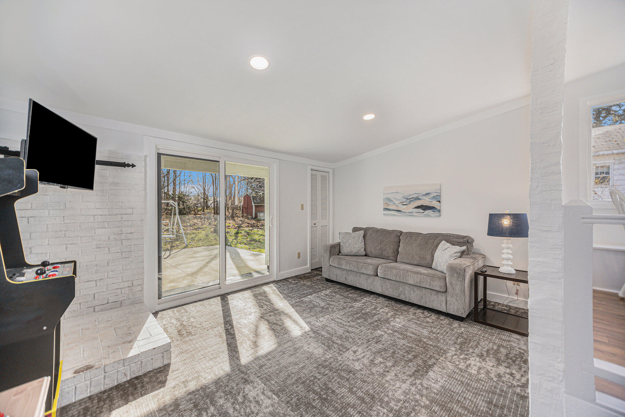 620 N Lakeshore Drive Property Photo 13