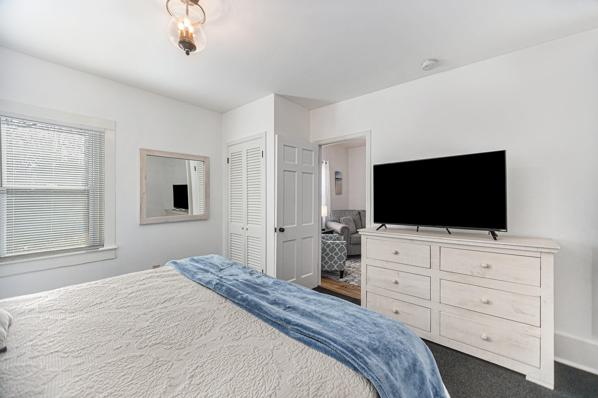 620 N Lakeshore Drive Property Photo 16