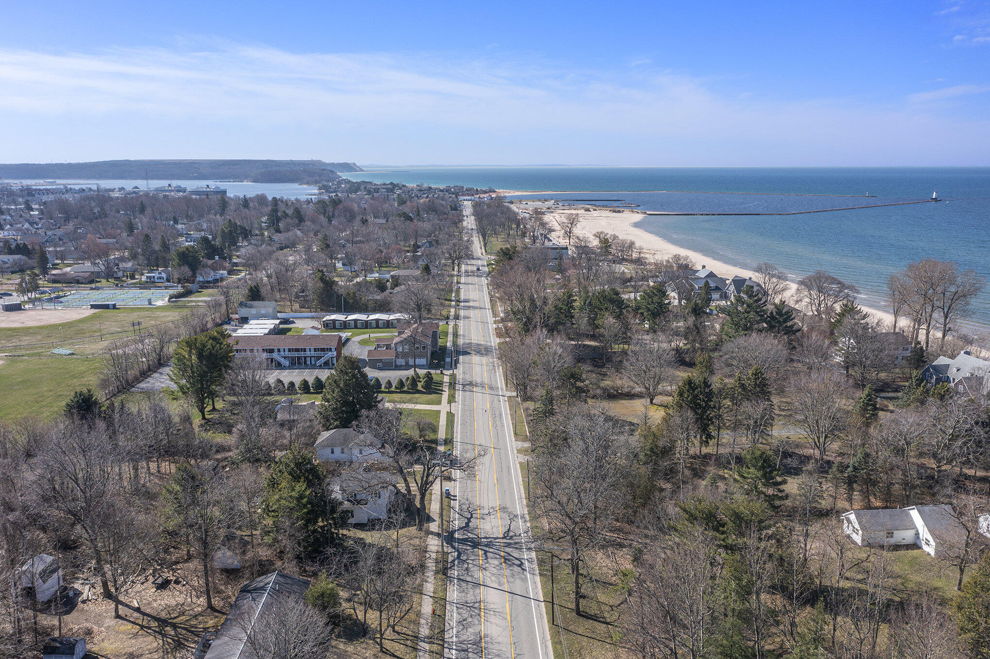 620 N Lakeshore Drive Property Photo 22
