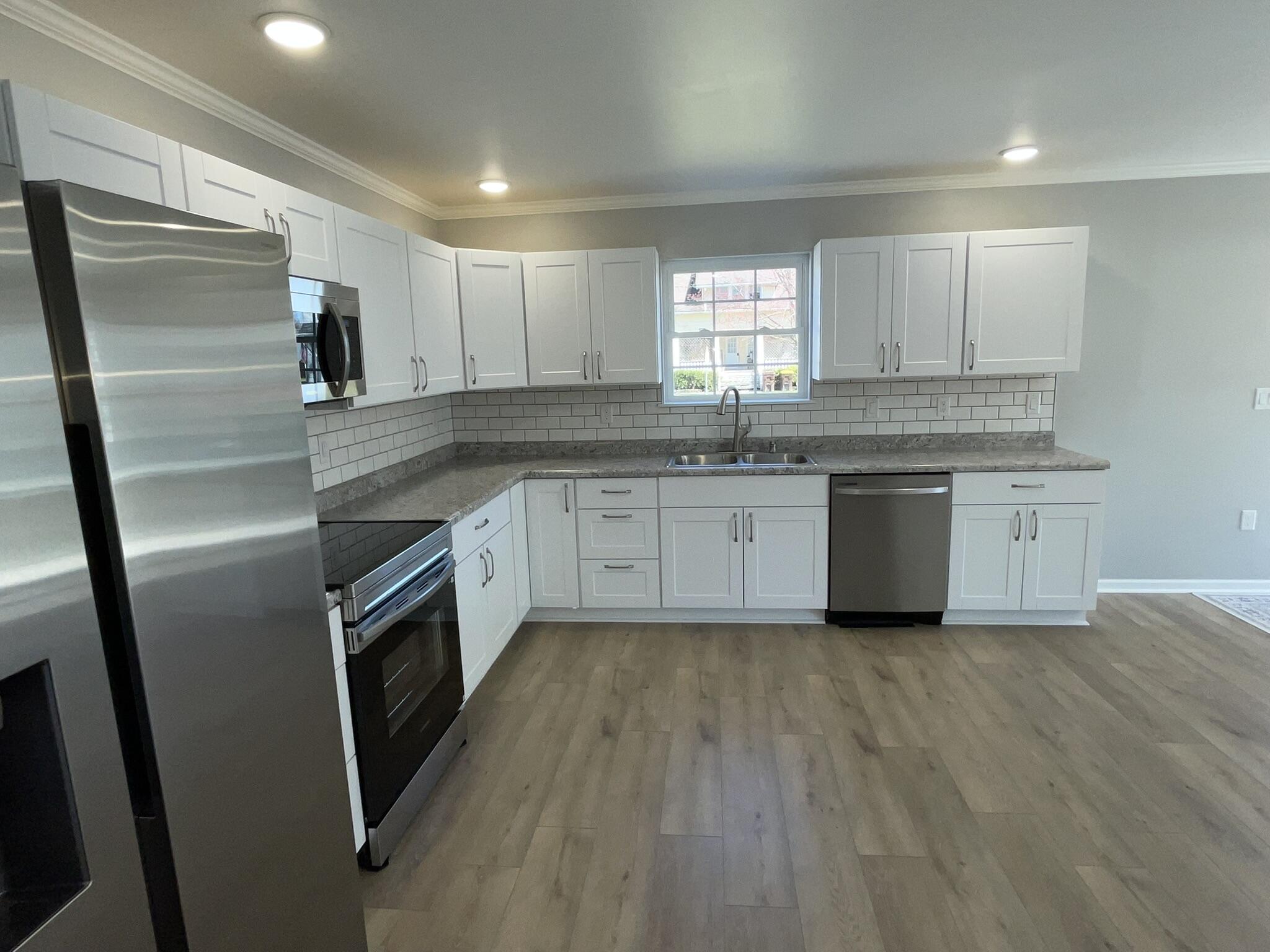 913 Pine Avenue Property Photo 9